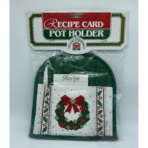 Vintage Christmas Fabric Pot Holder, Recipe Card & Pen Holder With Wreath Print
